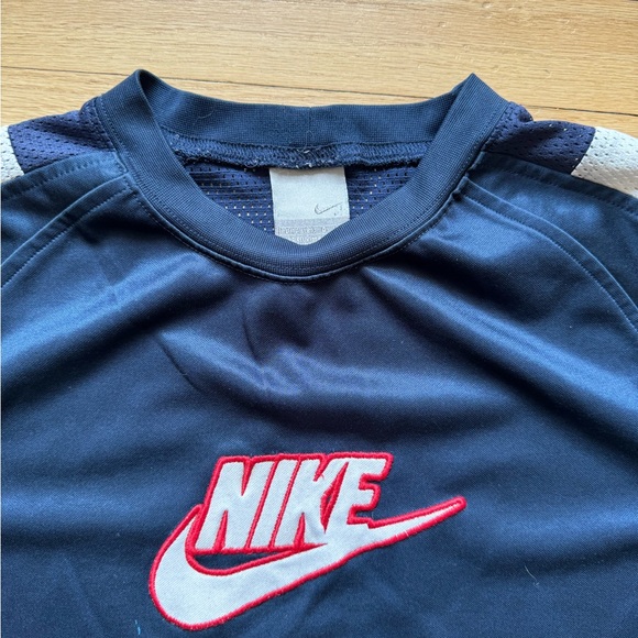 Vintage 90s Nike T Shirt Centre Logo Y2K - Picture 5 of 8